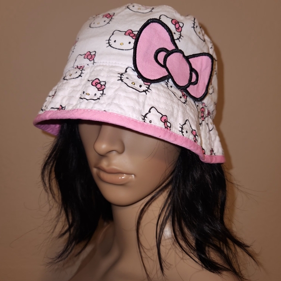 Hello Kitty Accessories - Hello Kitty Bucket Hat